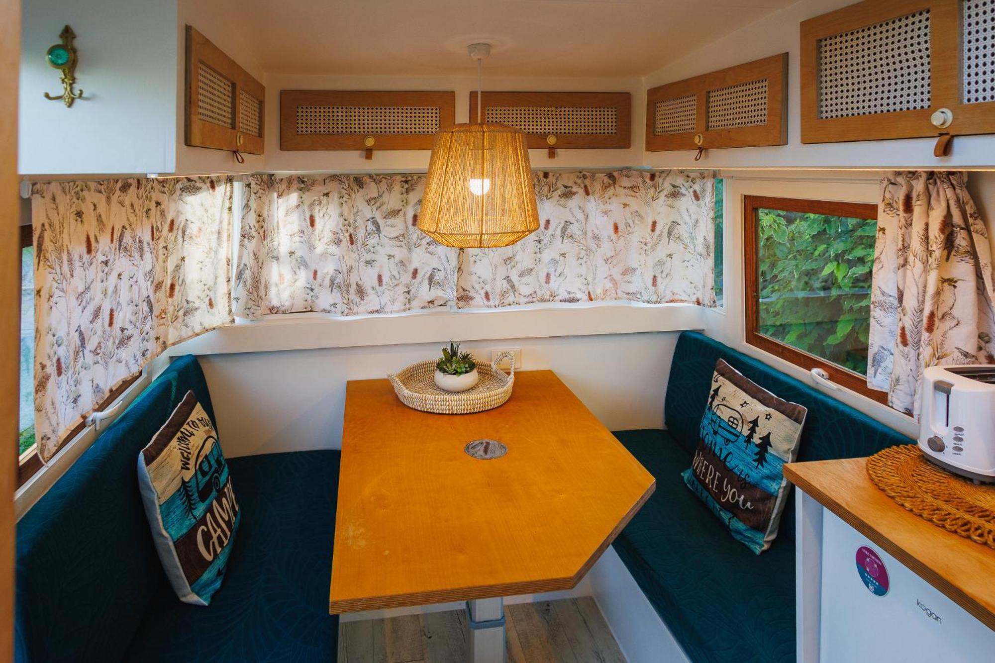 Poinciana At Cooee Bay 호텔 옙푼 외부 사진